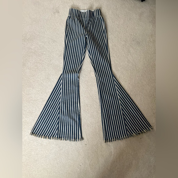 SMYM Berkeley Bells in Indigo Stripe/Rainstorm - Picture 2 of 4